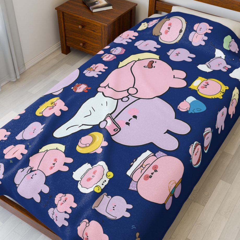 CUDDLE US BLANKET