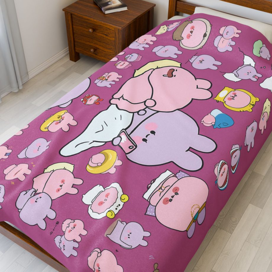 CUDDLE US BLANKET